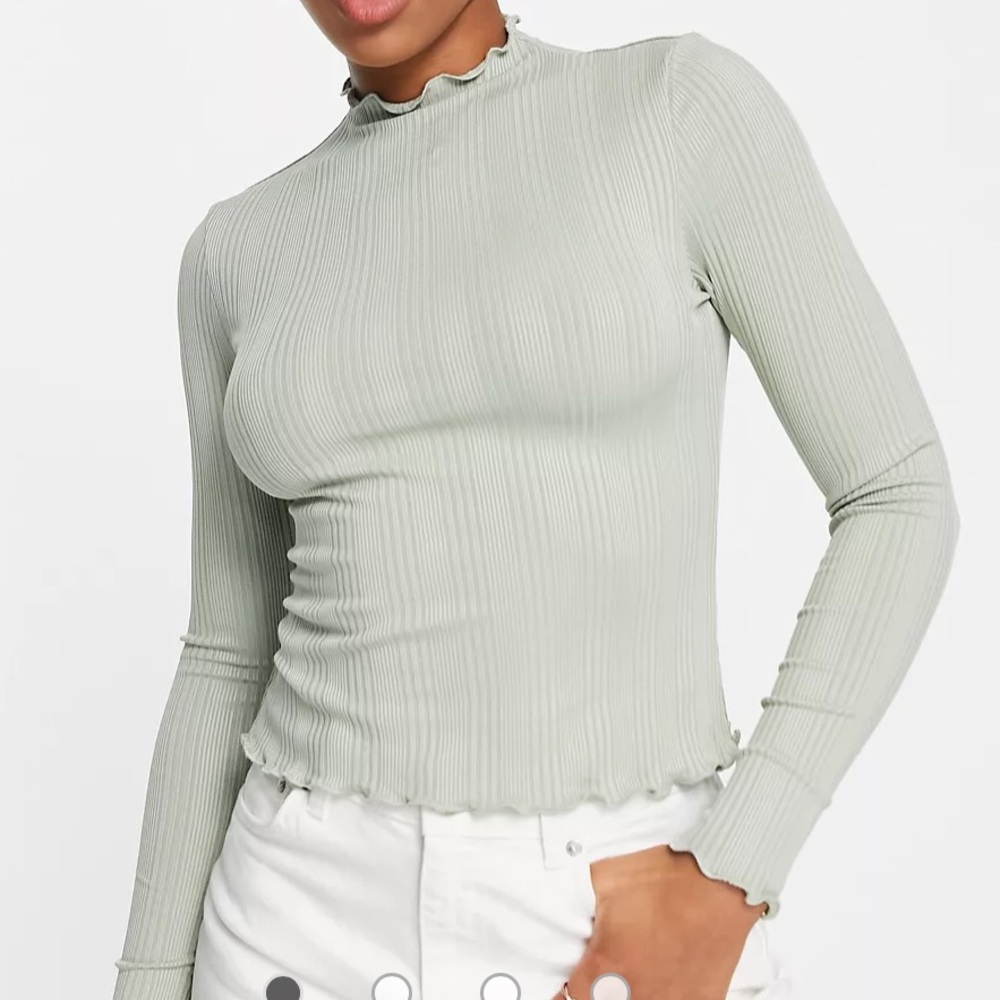 lettuce hem long sleeve top